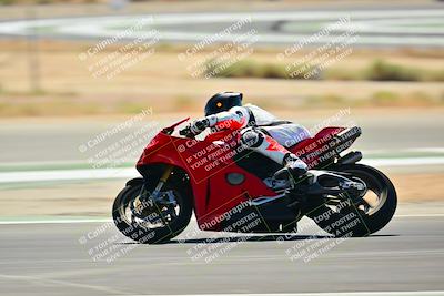 media/Sep-07-2025-TrackXperience (Sun) [[ee17e62fad]]/Level 3/Session 4 (Lower Chicane)/